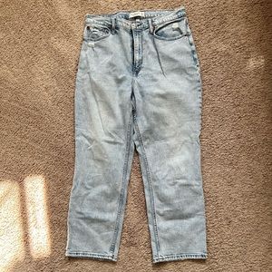 Abercrombie Ankle Straight Ultra High Rise Jeans
